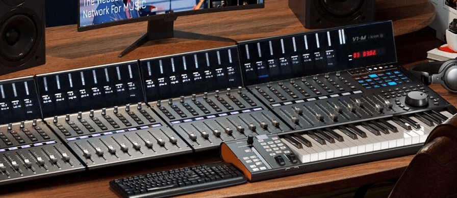 Icon Pro Audio background